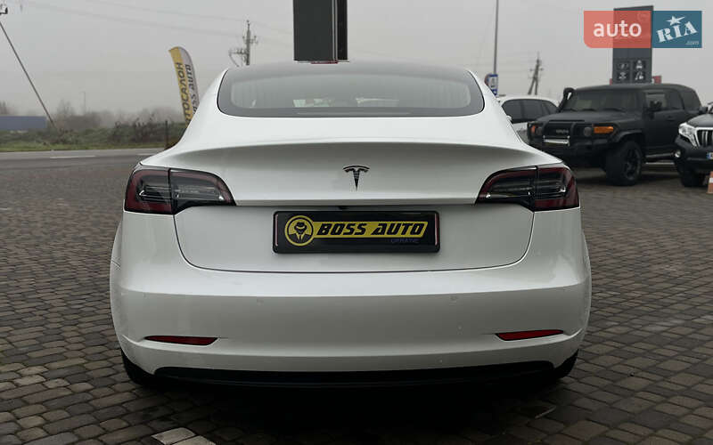 Седан Tesla Model 3 2020 в Мукачево фото 6 Седан Tesla Model 3 2020 в Мукачево