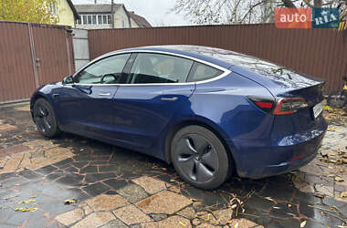 Седан Tesla Model 3 2019 в Киеве