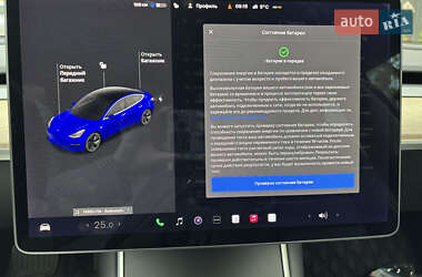 Седан Tesla Model 3 2019 в Киеве