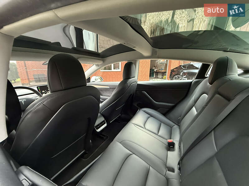 Седан Tesla Model 3 2021 в Луцке фото 47 Седан Tesla Model 3 2021 в Луцке