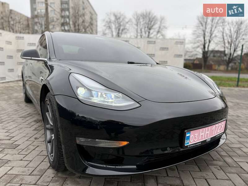 Седан Tesla Model 3 2019 в Луцке фото 2 Седан Tesla Model 3 2019 в Луцке