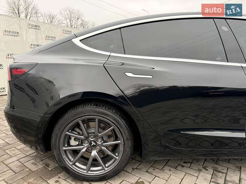Седан Tesla Model 3 2019 в Луцке фото 10 Седан Tesla Model 3 2019 в Луцке