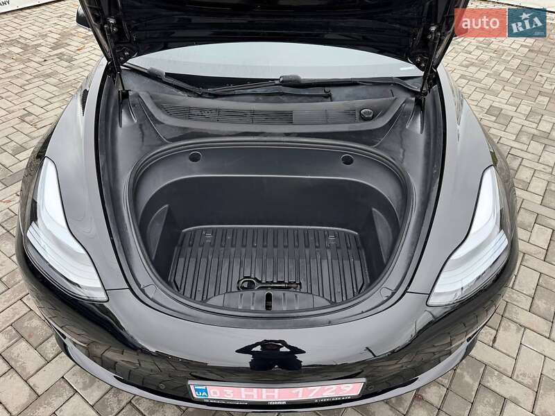 Седан Tesla Model 3 2019 в Луцке фото 14 Седан Tesla Model 3 2019 в Луцке