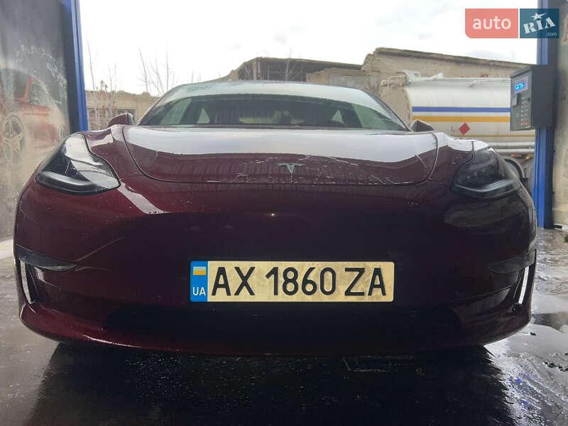 Седан Tesla Model 3 2018 в Харкові