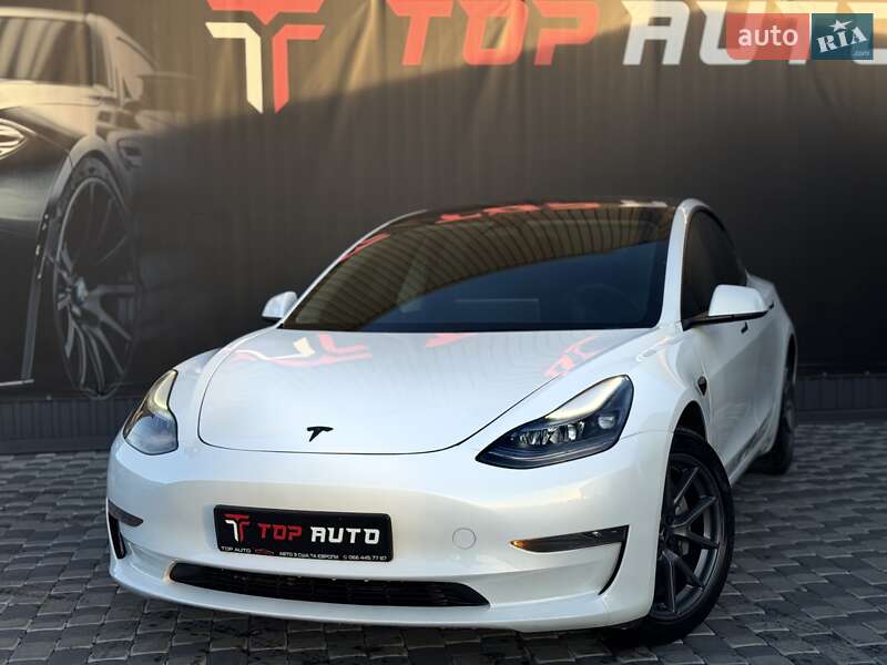 Седан Tesla Model 3 2023 в Львові фото 3 Седан Tesla Model 3 2023 в Львові