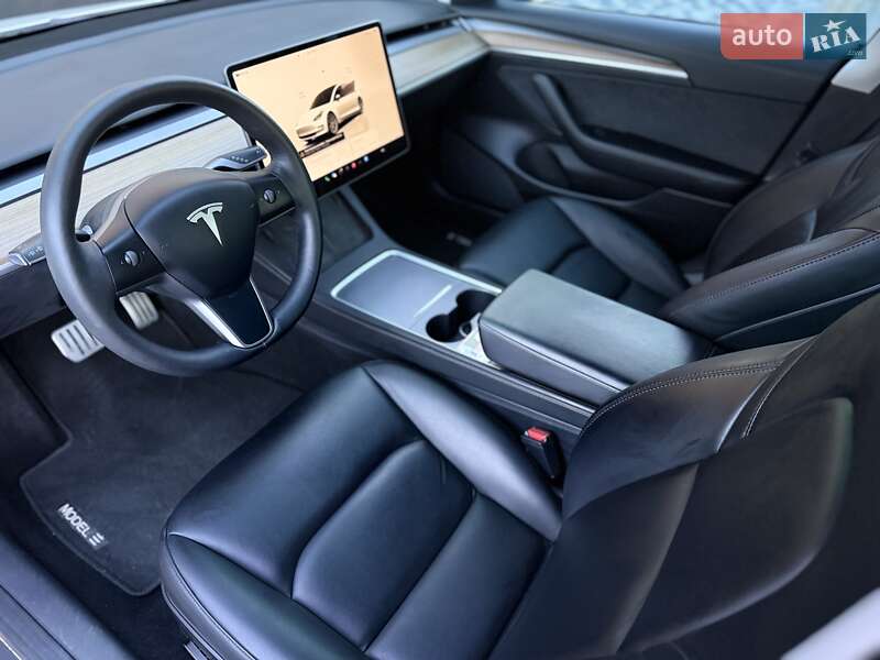 Седан Tesla Model 3 2023 в Львові фото 34 Седан Tesla Model 3 2023 в Львові