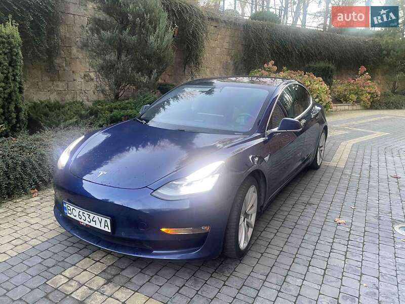 Tesla Model 3 2019 Tesla Model 3 2019