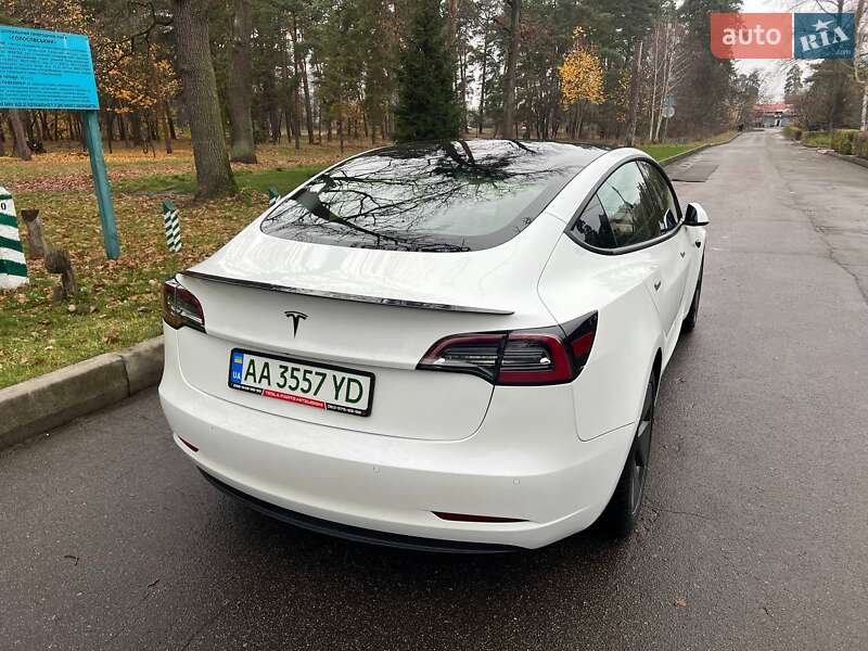 Седан Tesla Model 3 2021 в Киеве фото 7 Седан Tesla Model 3 2021 в Киеве