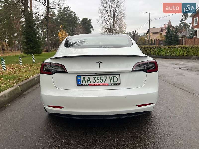 Седан Tesla Model 3 2021 в Киеве фото 20 Седан Tesla Model 3 2021 в Киеве