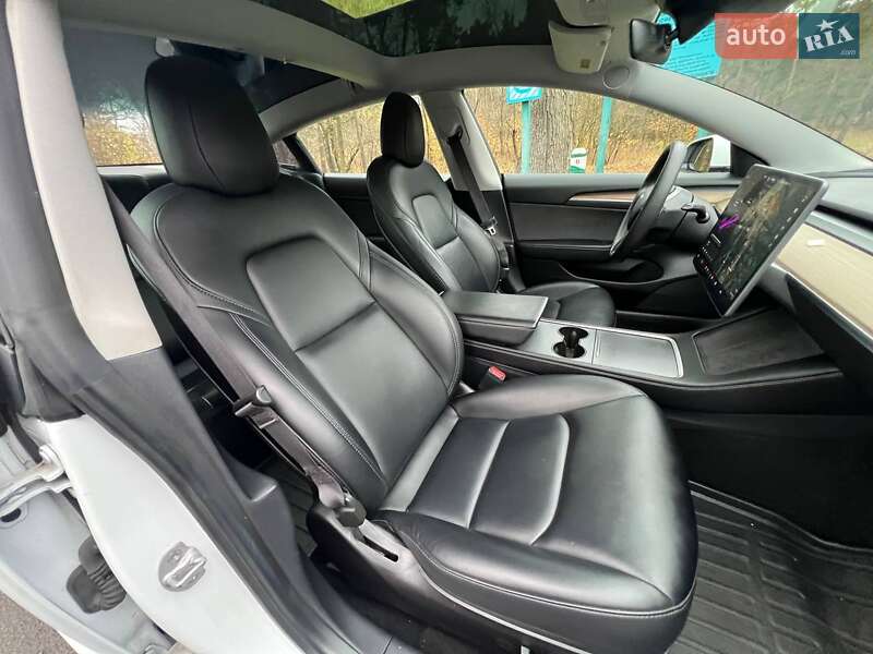 Седан Tesla Model 3 2021 в Киеве фото 33 Седан Tesla Model 3 2021 в Киеве