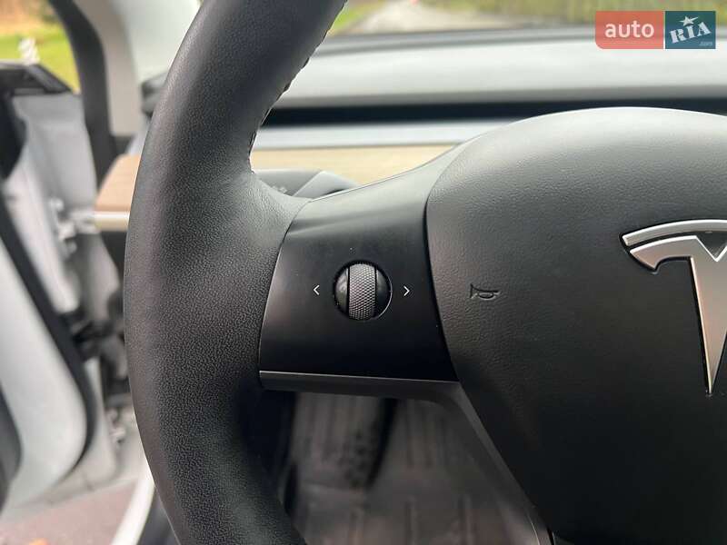 Седан Tesla Model 3 2021 в Киеве фото 40 Седан Tesla Model 3 2021 в Киеве