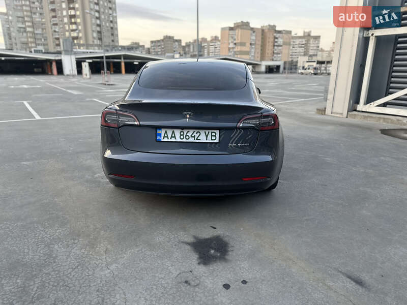 Седан Tesla Model 3 2022 в Киеве фото 9 Седан Tesla Model 3 2022 в Киеве