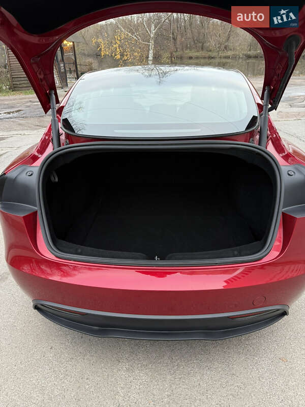 Седан Tesla Model 3 2024 в Чернигове фото 7 Седан Tesla Model 3 2024 в Чернигове