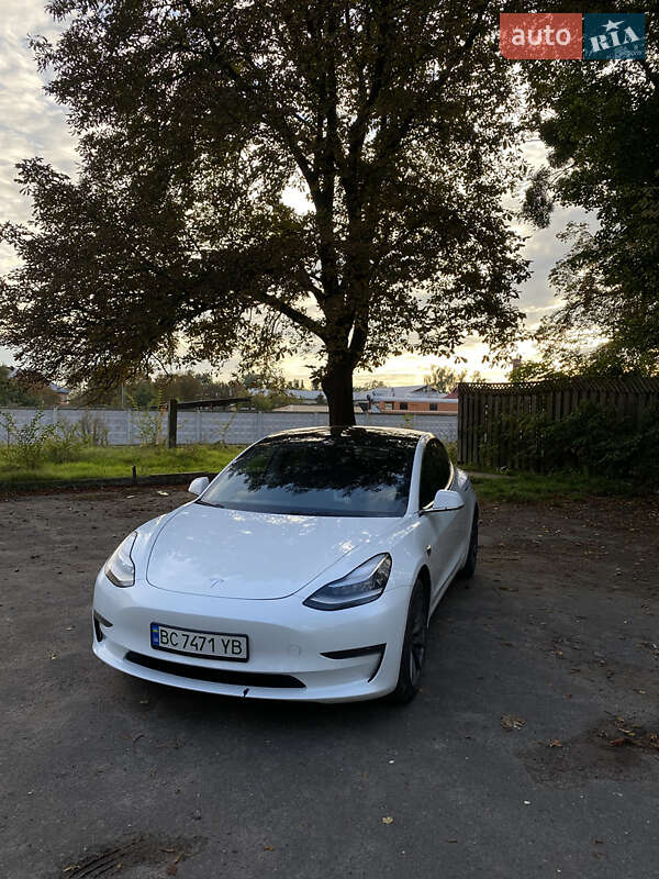 Tesla Model 3 2019 Tesla Model 3 2019