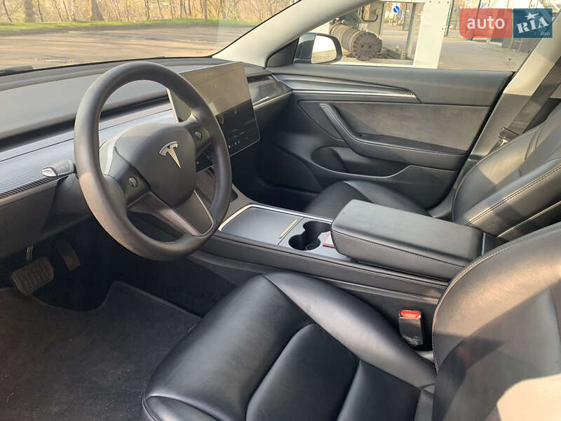 Седан Tesla Model 3 2022 в Киеве фото 12 Седан Tesla Model 3 2022 в Киеве