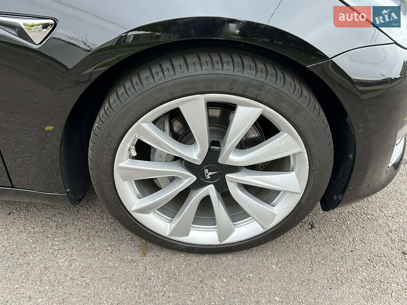 Седан Tesla Model 3 2020 в Києві фото 19 Седан Tesla Model 3 2020 в Києві