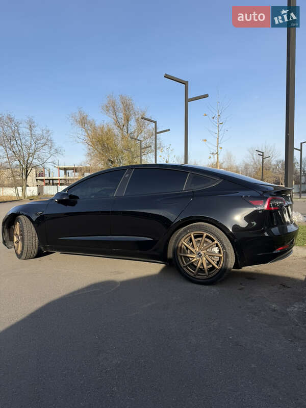 Седан Tesla Model 3 2022 в Дніпрі фото 3 Седан Tesla Model 3 2022 в Дніпрі