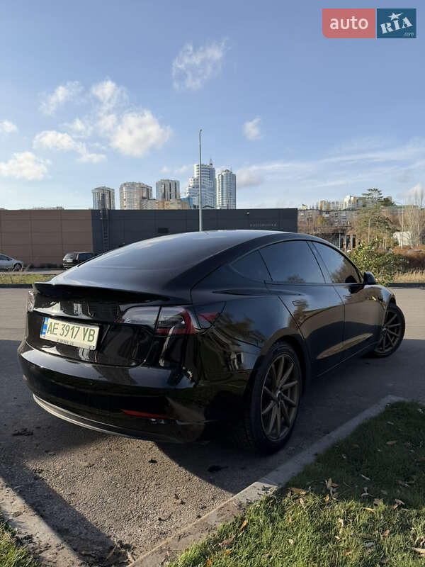 Седан Tesla Model 3 2022 в Дніпрі фото 8 Седан Tesla Model 3 2022 в Дніпрі