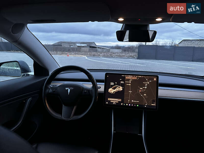 Седан Tesla Model 3 2019 в Дубно фото 17 Седан Tesla Model 3 2019 в Дубно