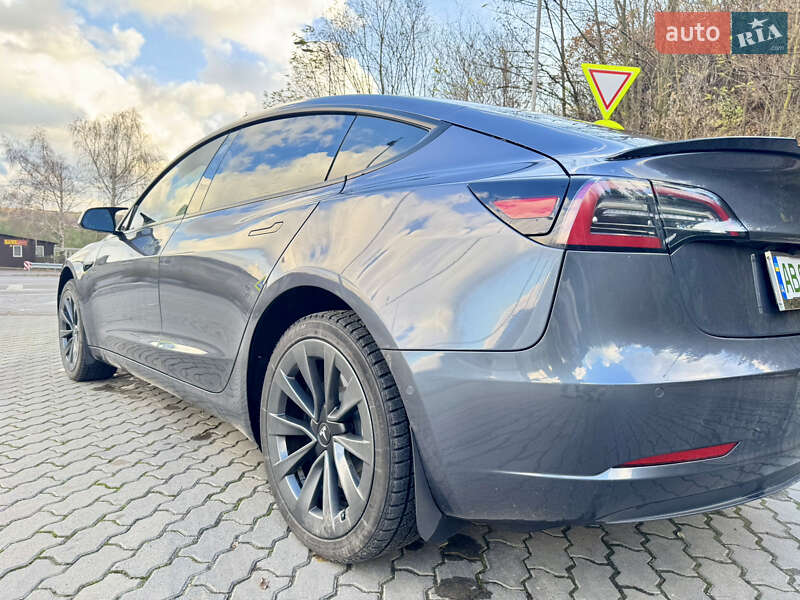 Седан Tesla Model 3 2021 в Могилев-Подольске