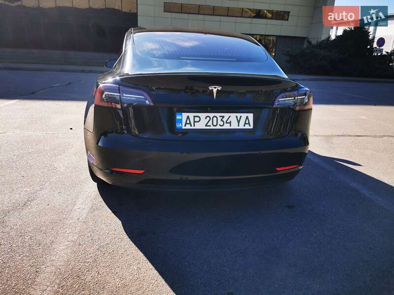 Седан Tesla Model 3 2019 в Запоріжжі
