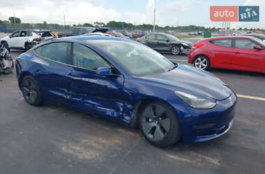 Седан Tesla Model 3 2022 в Києві