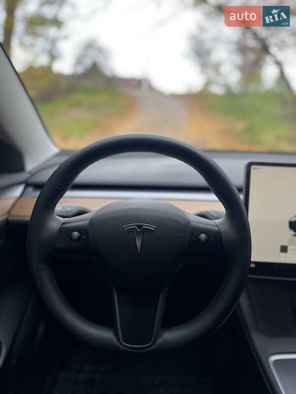 Седан Tesla Model 3 2023 в Кременчуці фото 10 Седан Tesla Model 3 2023 в Кременчуці