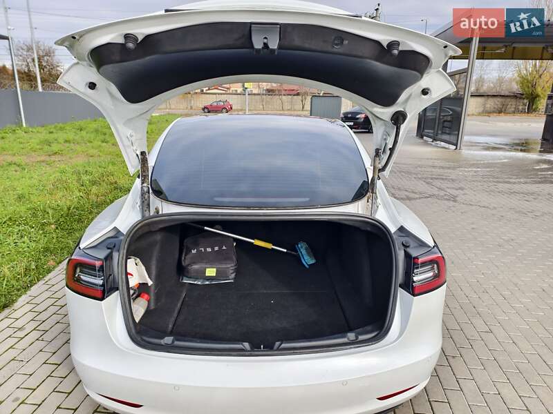 Седан Tesla Model 3 2022 в Києві фото 7 Седан Tesla Model 3 2022 в Києві