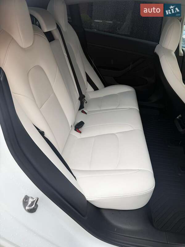 Седан Tesla Model 3 2022 в Хмельницком фото 12 Седан Tesla Model 3 2022 в Хмельницком