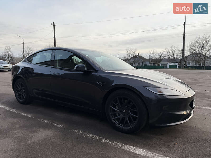 Седан Tesla Model 3 2024 в Киеве фото 4 Седан Tesla Model 3 2024 в Киеве