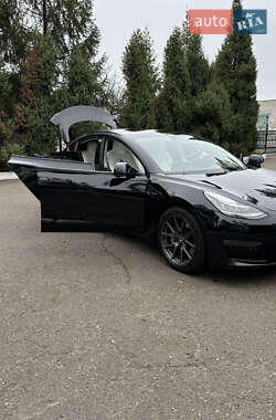 Седан Tesla Model 3 2018 в Черкассах фото 18 Седан Tesla Model 3 2018 в Черкассах