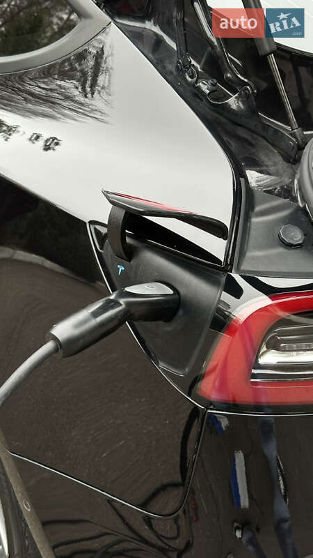 Седан Tesla Model 3 2018 в Черкасах фото 26 Седан Tesla Model 3 2018 в Черкасах