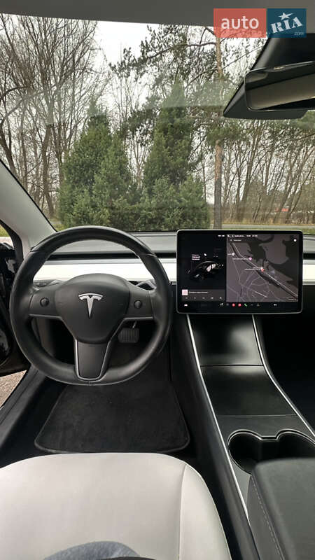 Седан Tesla Model 3 2018 в Черкасах фото 29 Седан Tesla Model 3 2018 в Черкасах