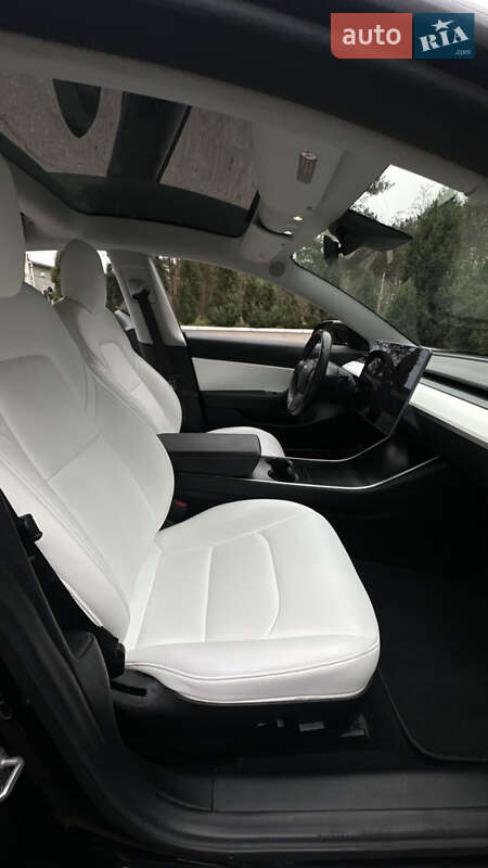 Седан Tesla Model 3 2018 в Черкасах фото 32 Седан Tesla Model 3 2018 в Черкасах