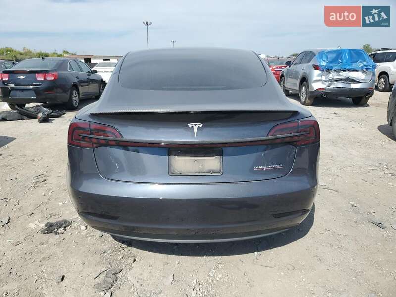 Седан Tesla Model 3 2023 в Дніпрі