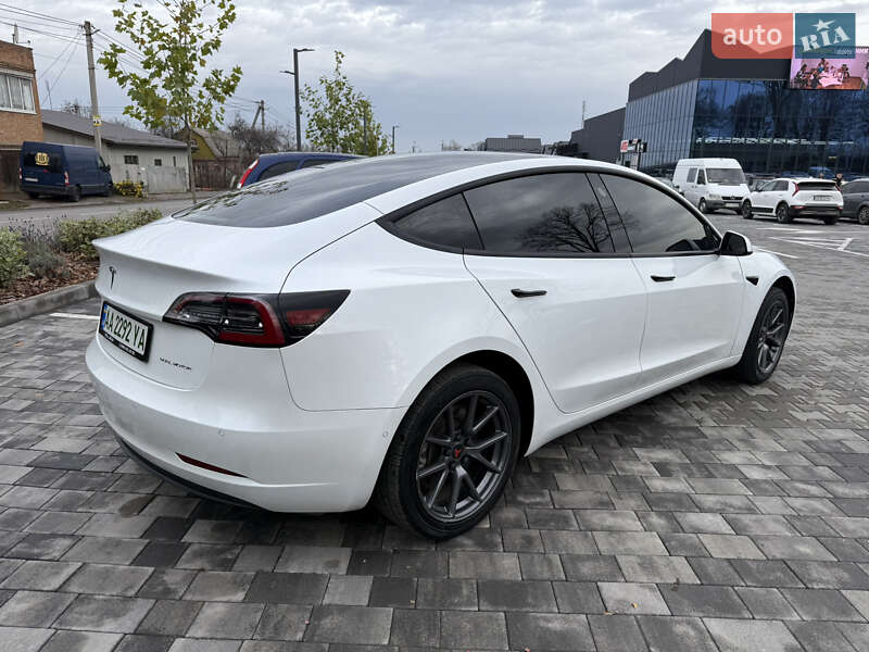 Седан Tesla Model 3 2021 в Виннице фото 6 Седан Tesla Model 3 2021 в Виннице