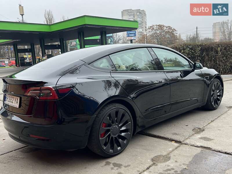 Седан Tesla Model 3 2023 в Одесі