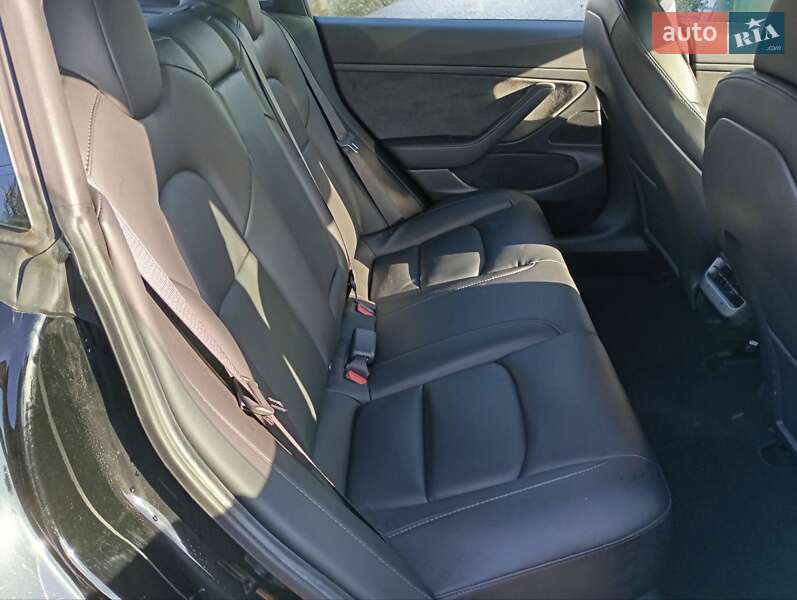 Седан Tesla Model 3 2020 в Луцке фото 14 Седан Tesla Model 3 2020 в Луцке