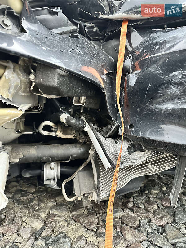 Седан Tesla Model 3 2019 в Львові