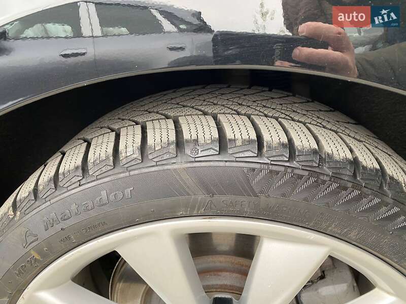 Седан Tesla Model 3 2018 в Львові