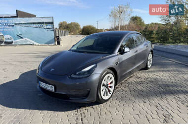Седан Tesla Model 3 2021 в Львові