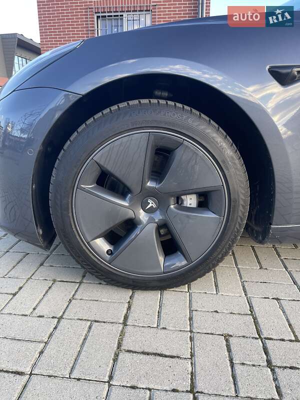 Седан Tesla Model 3 2022 в Львове фото 23 Седан Tesla Model 3 2022 в Львове