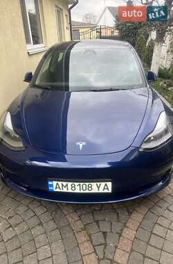 Седан Tesla Model 3 2023 в Житомирі