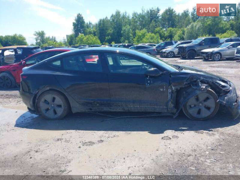 Седан Tesla Model 3 2023 в Одесі