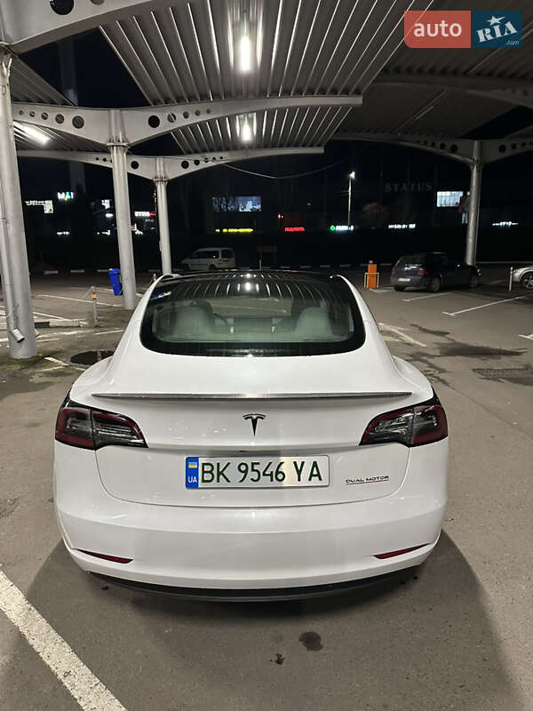 Седан Tesla Model 3 2022 в Ровно фото 11 Седан Tesla Model 3 2022 в Ровно