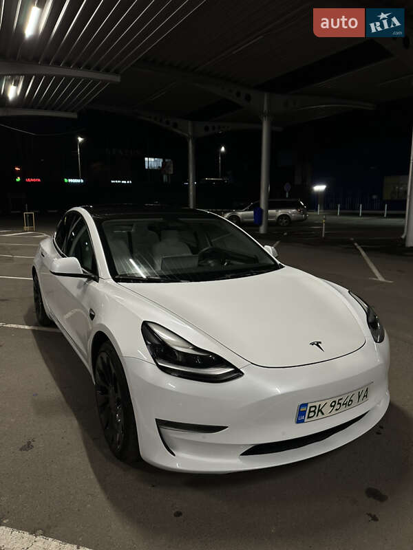 Седан Tesla Model 3 2022 в Ровно фото 6 Седан Tesla Model 3 2022 в Ровно