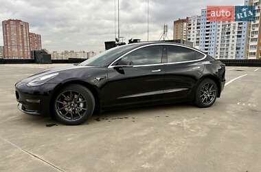 Седан Tesla Model 3 2019 в Киеве фото 4 Седан Tesla Model 3 2019 в Киеве