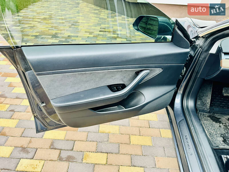 Седан Tesla Model 3 2020 в Києві фото 9 Седан Tesla Model 3 2020 в Києві