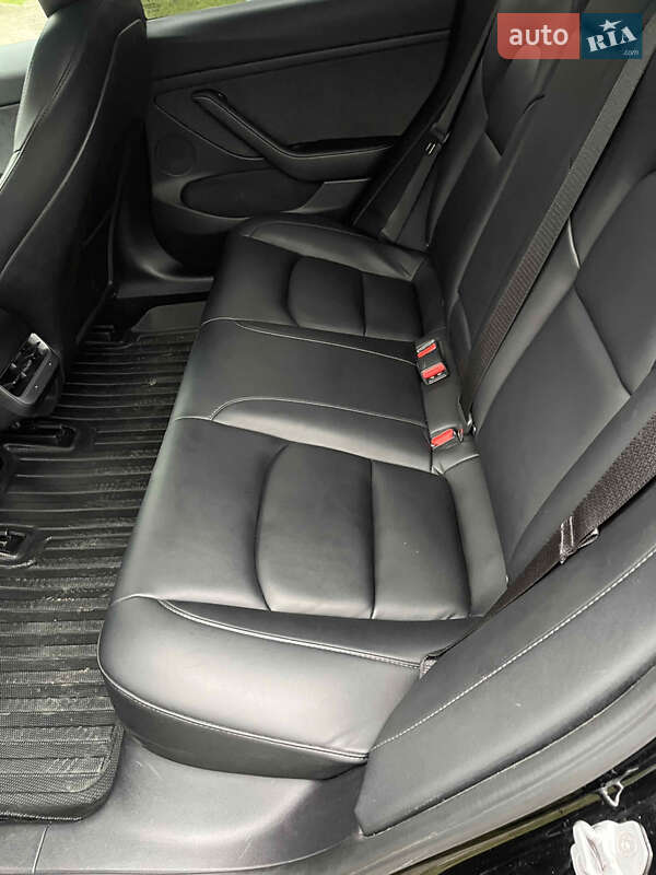 Седан Tesla Model 3 2022 в Золочеві фото 5 Седан Tesla Model 3 2022 в Золочеві