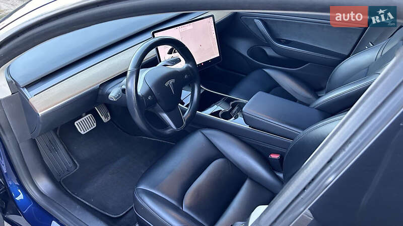 Седан Tesla Model 3 2019 в Киеве фото 18 Седан Tesla Model 3 2019 в Киеве